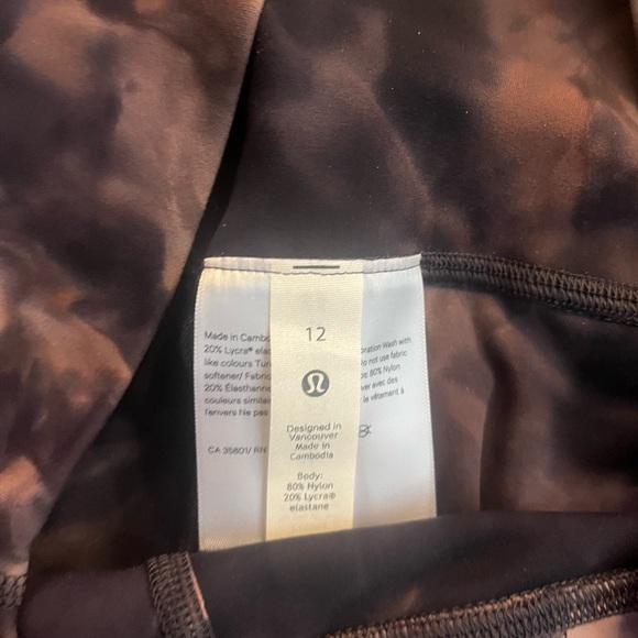 Lululemon Stylish Patterned Leggings Set bundle - - Picture 3 of 11